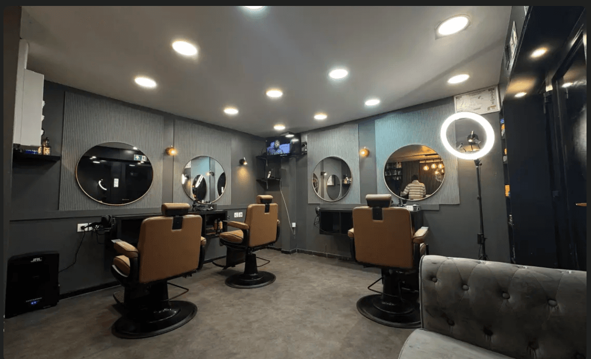 Intérieur du salon L'Art du Rasoir